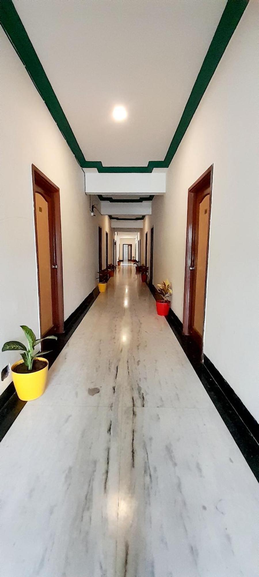Hotel Indore Palace - Feel At Home Shirdi Εξωτερικό φωτογραφία