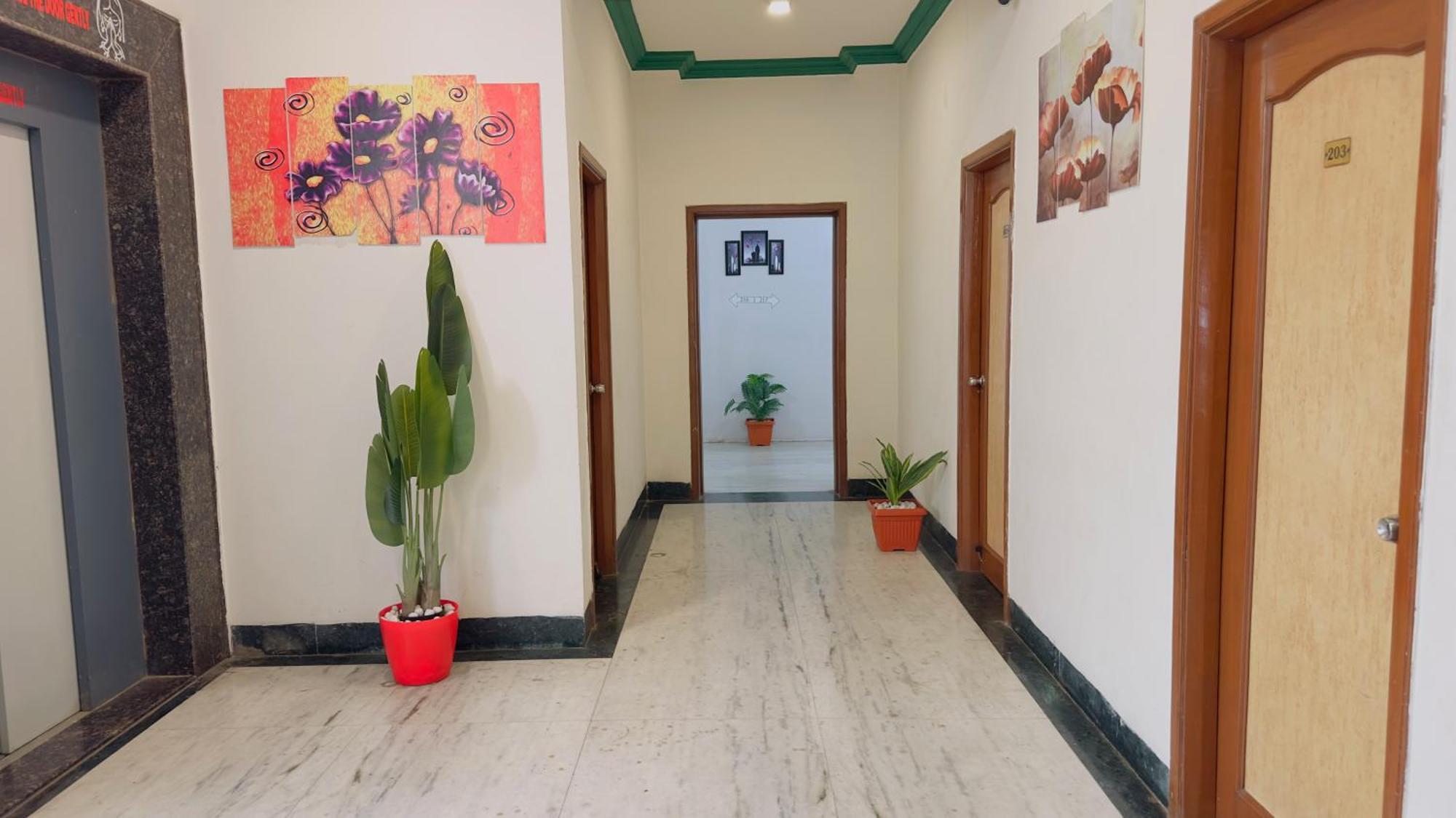 Hotel Indore Palace - Feel At Home Shirdi Εξωτερικό φωτογραφία