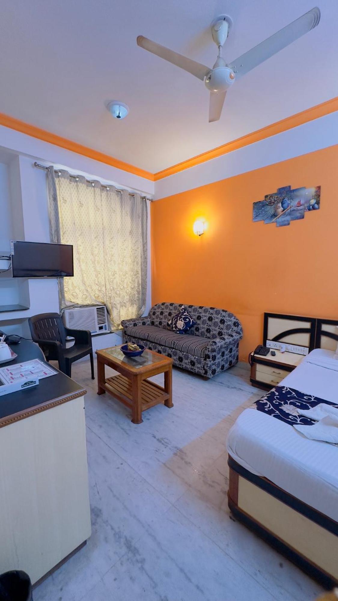 Hotel Indore Palace - Feel At Home Shirdi Εξωτερικό φωτογραφία